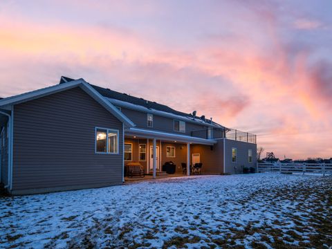 Tiny photo for 3736 W HAMMON LN S, Syracuse, UT 84075 (MLS # 2134554)