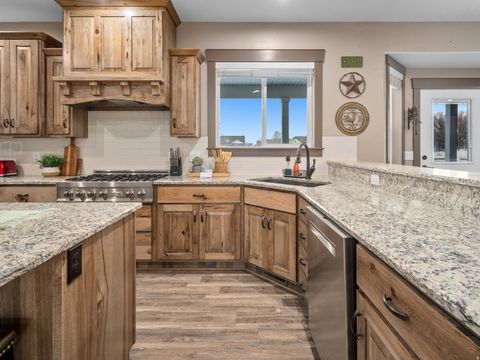 Tiny photo for 3736 W HAMMON LN S, Syracuse, UT 84075 (MLS # 2134554)