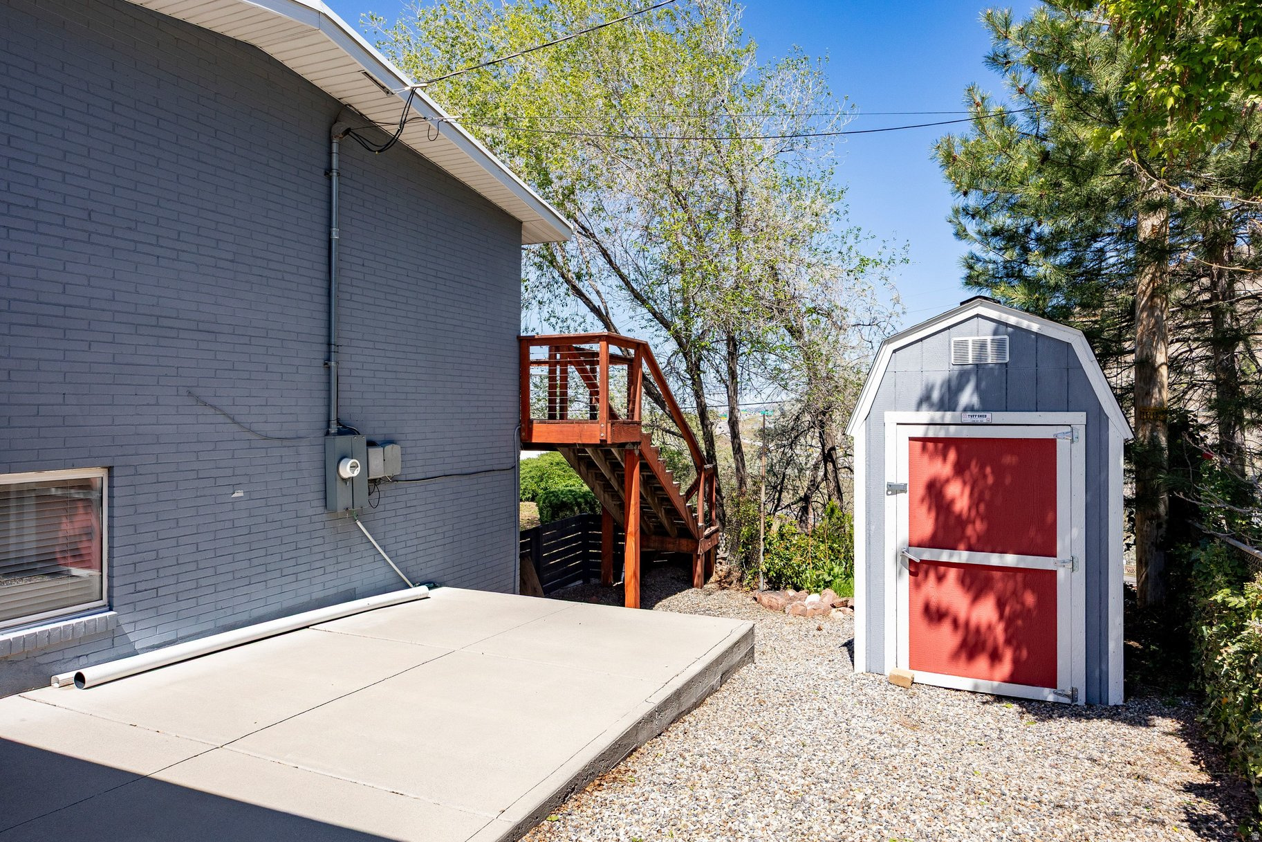CANYON CREST - Residential