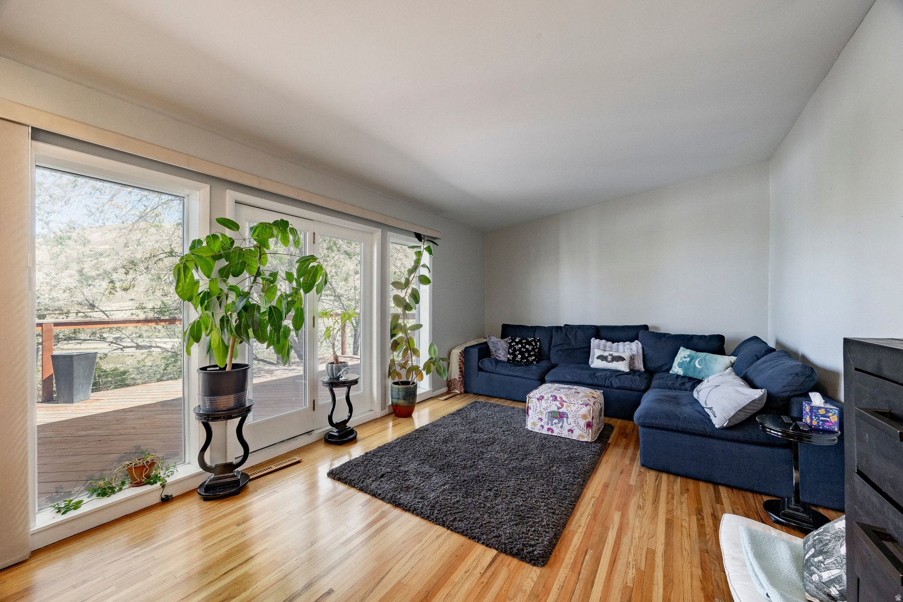 CANYON CREST - Residential