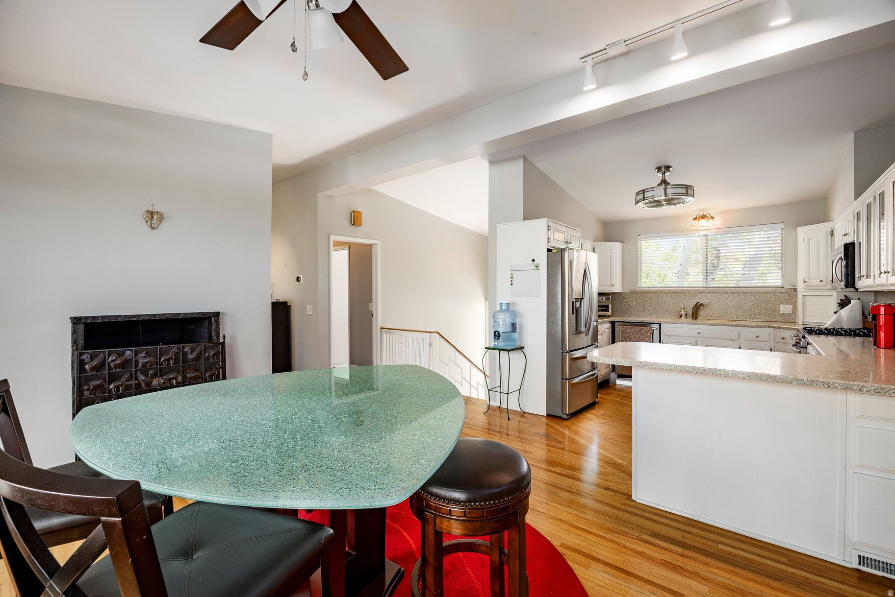CANYON CREST - Residential