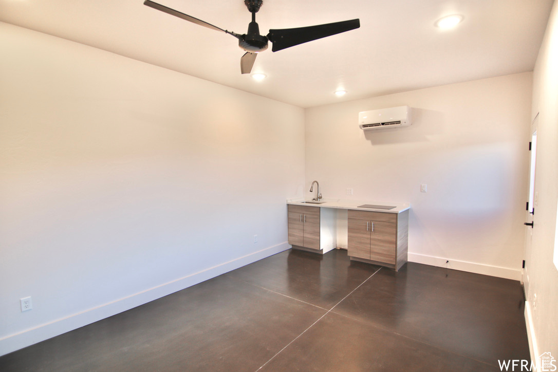 CRIMSON CLIFF SUBDIV - Residential