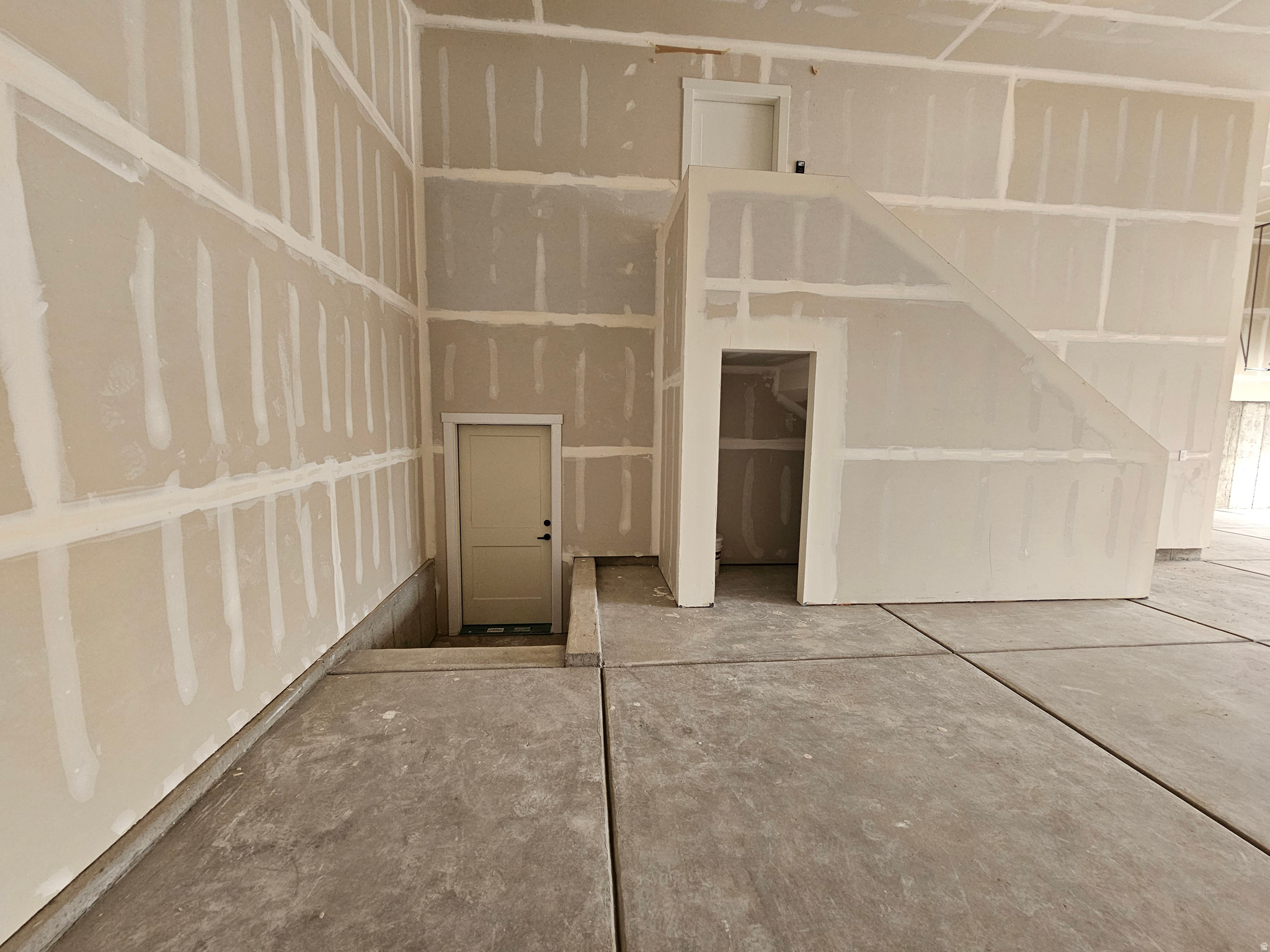 WEST RIDGE ESTATES - Residential