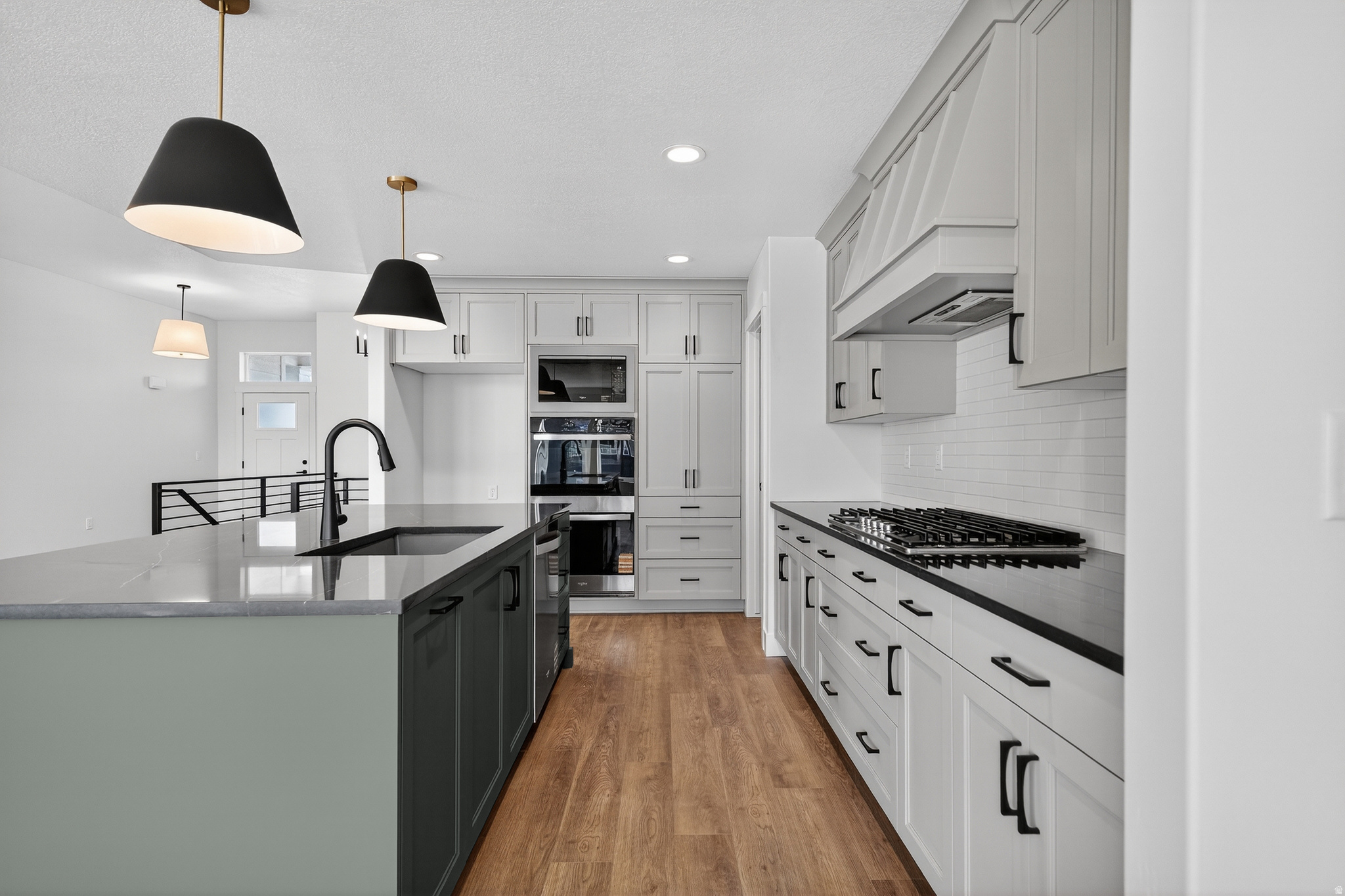 WEST RIDGE ESTATES - Residential