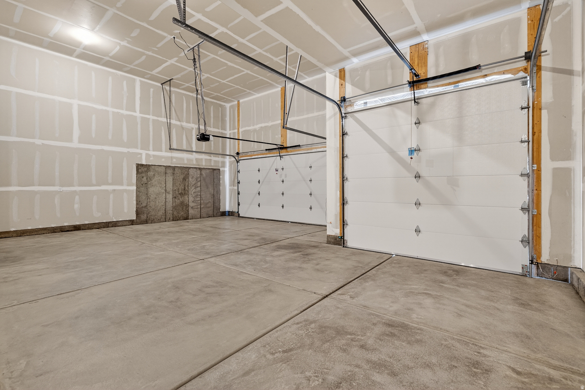 WEST RIDGE ESTATES - Residential