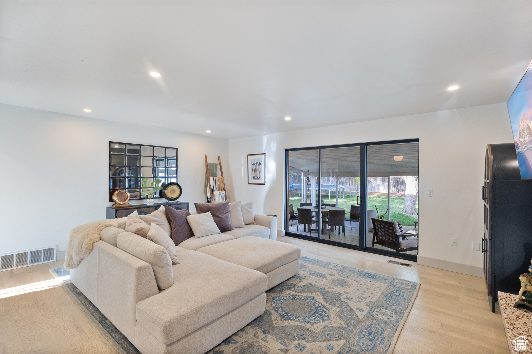 HALCYON SUB - Residential