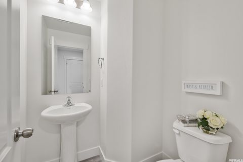 Tiny photo for 166 E CRANER PEAK DR, Eagle Mountain, UT 84005 (MLS # 2150611)