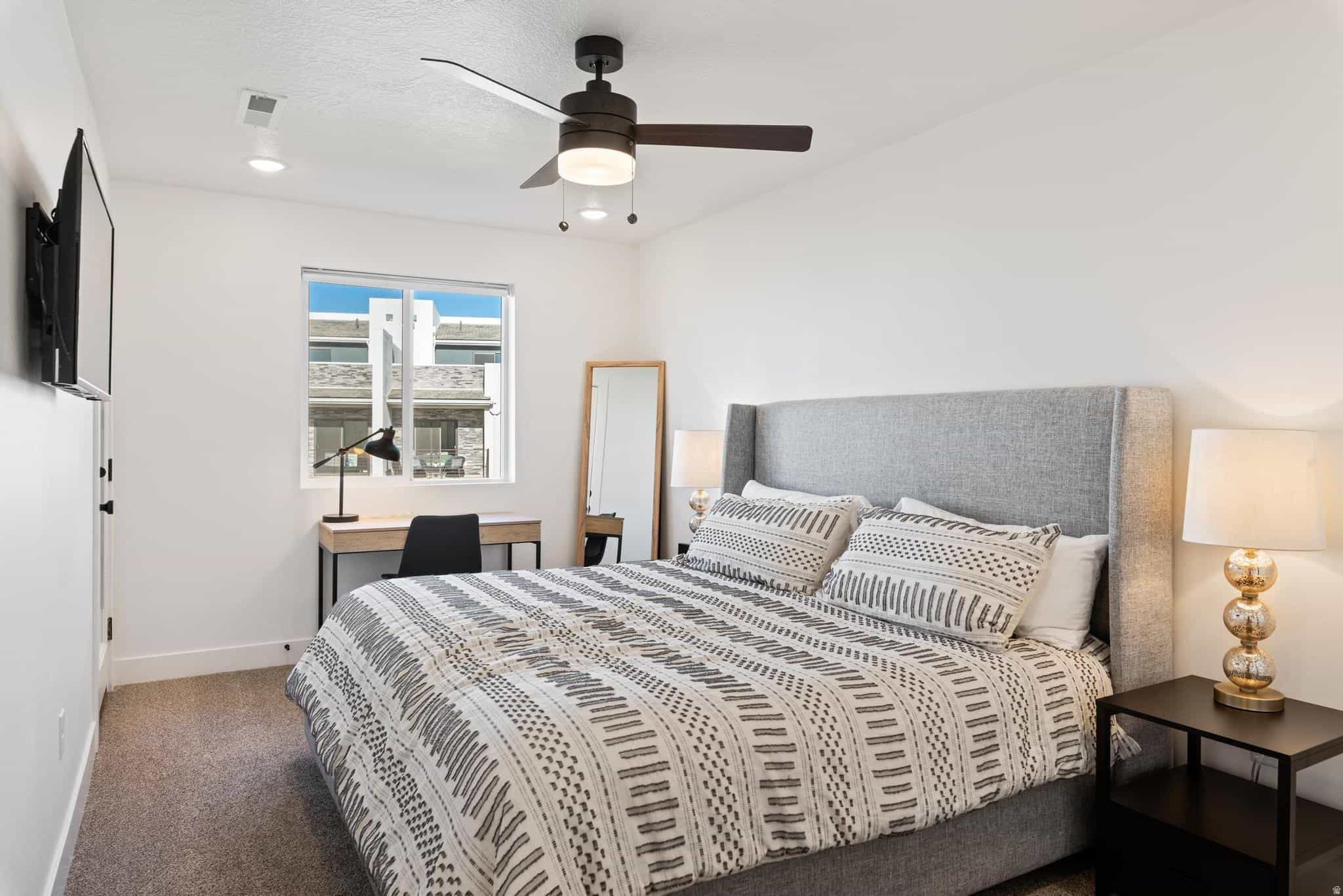 DESERT COLOR SKYLINE COMDOMINIUM PLAT - Residential