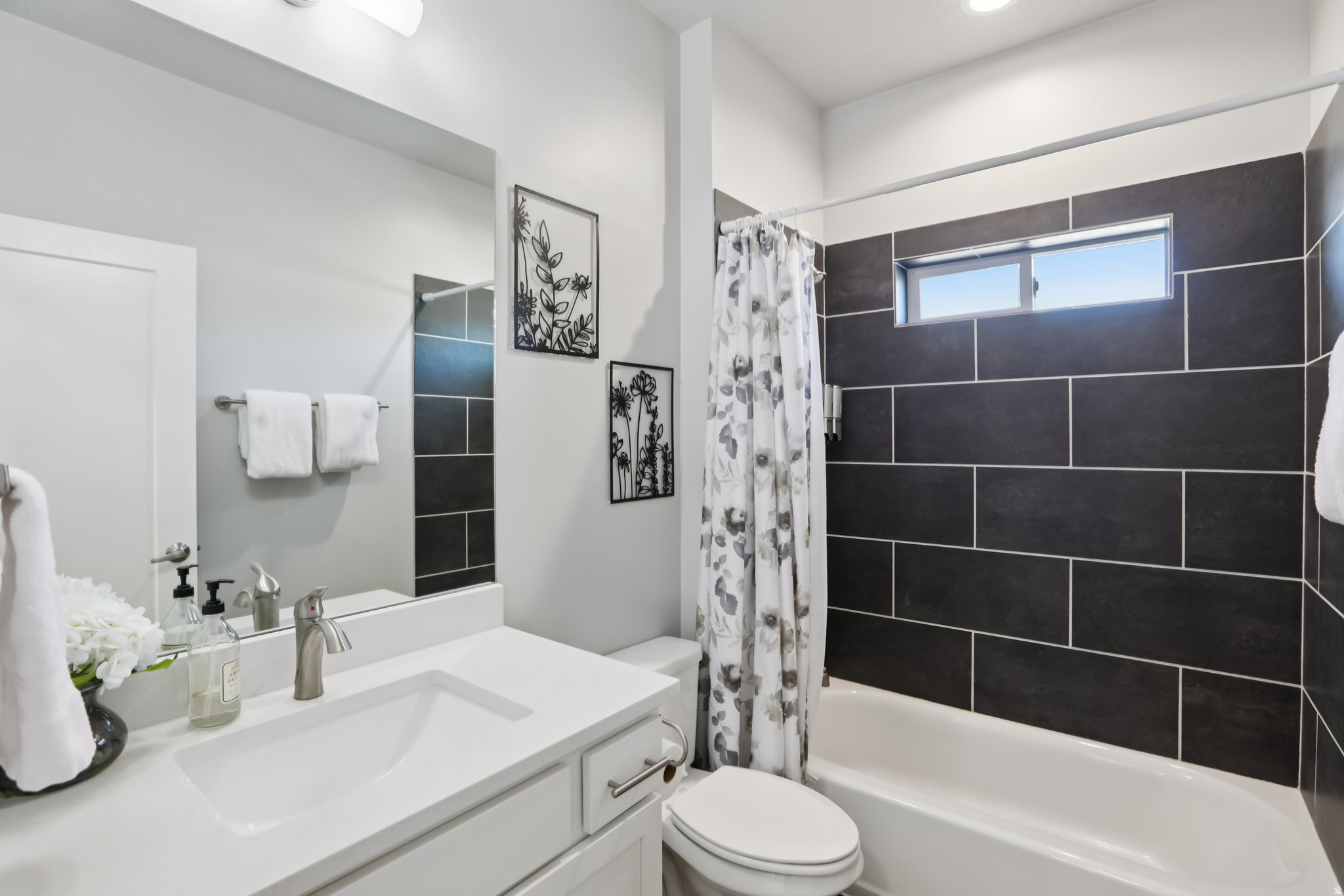 HEARTHSTONE - Residential