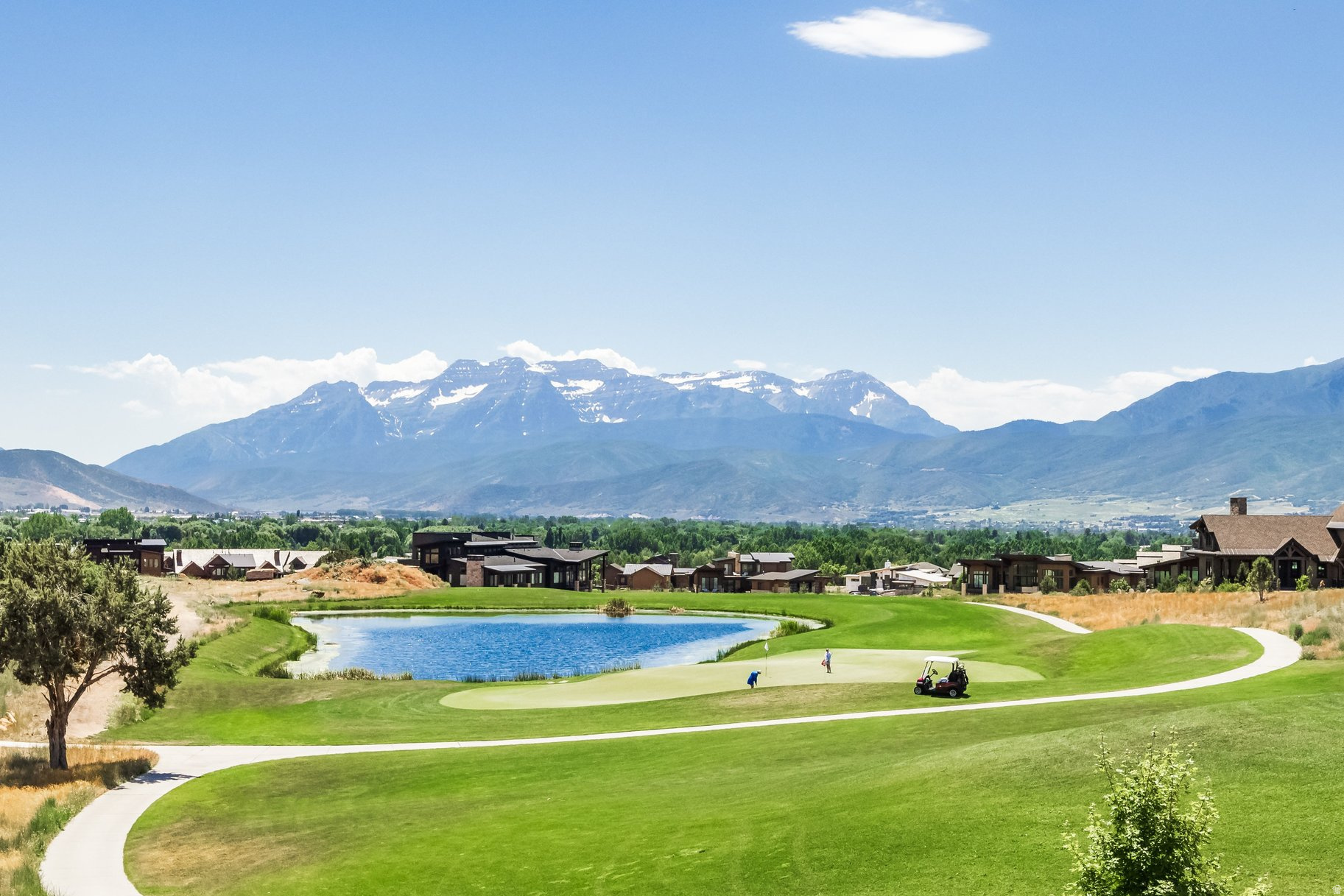 RED LEDGES - Land
