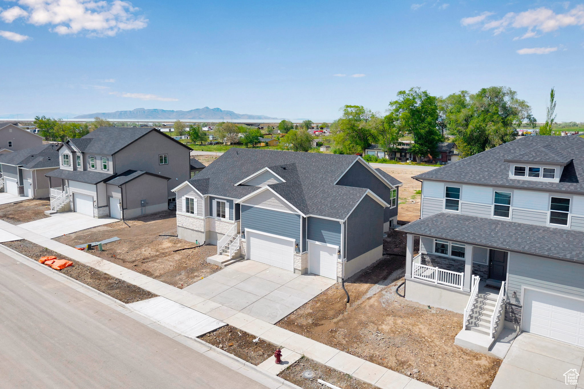 PASTURES AT SADDLEBACK - Residential