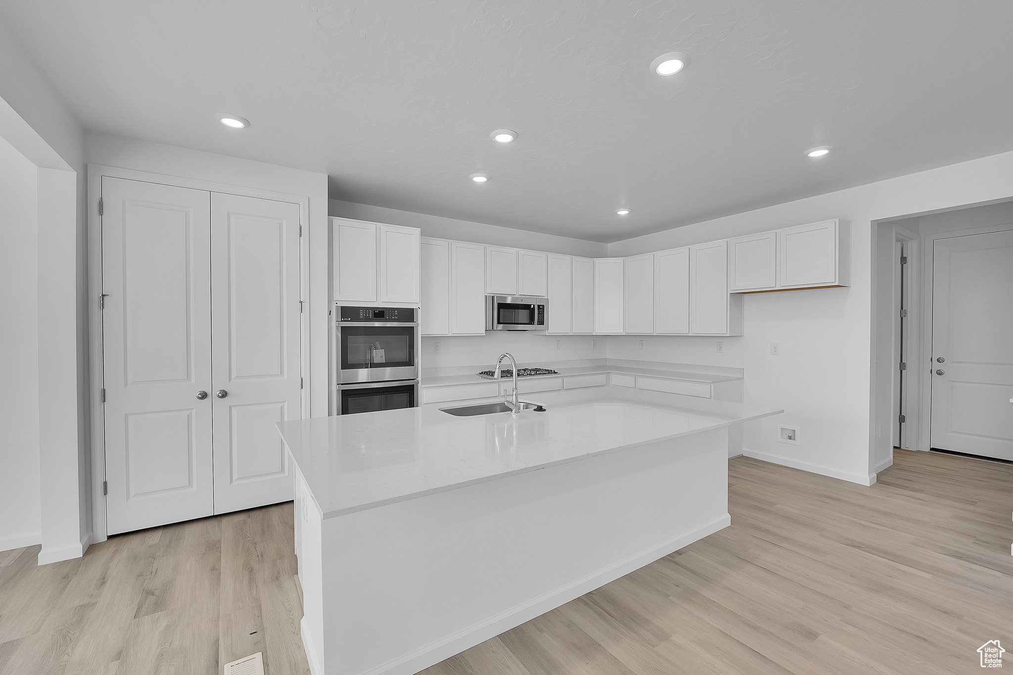 PASTURES AT SADDLEBACK - Residential