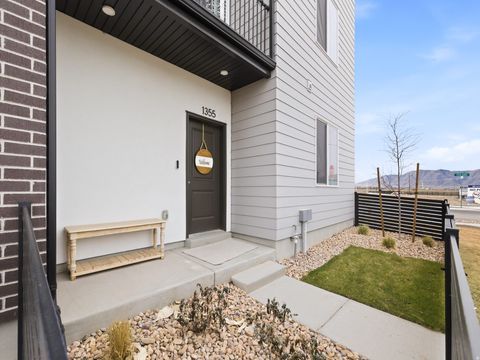 Tiny photo for 1355 E 1360 N, Payson, UT 84651 (MLS # 2140786)
