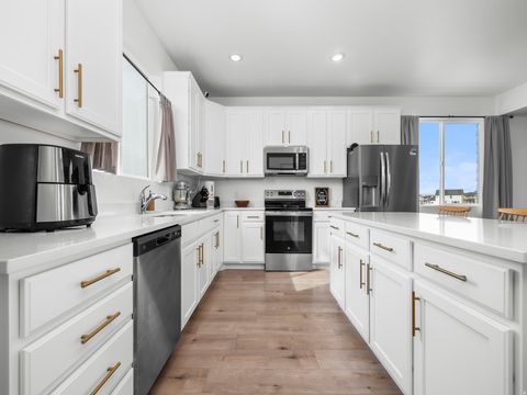 Tiny photo for 1355 E 1360 N, Payson, UT 84651 (MLS # 2140786)