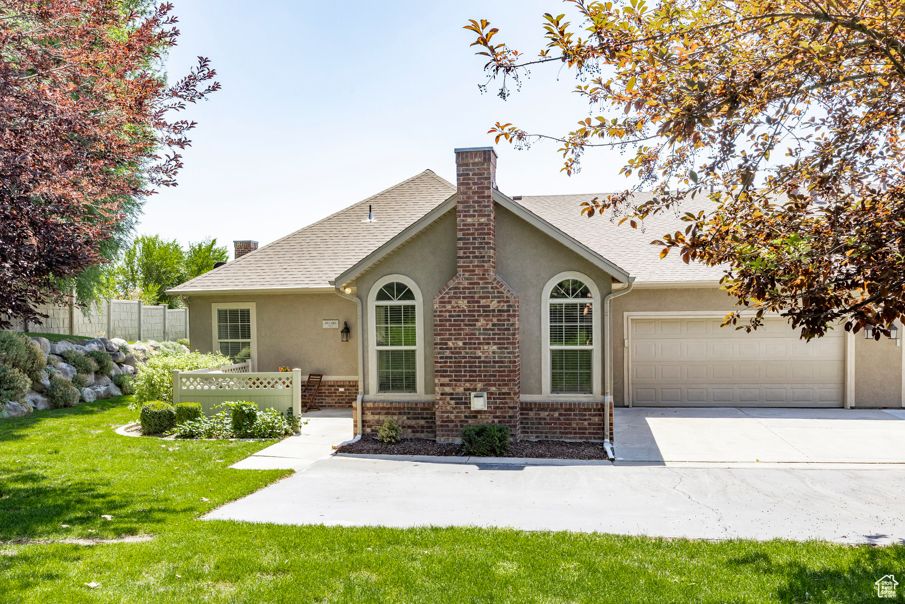 MEADOW PARK VILLAS - Residential