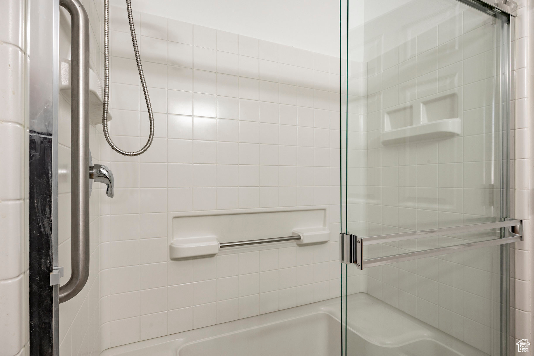 MEADOW PARK VILLAS - Residential