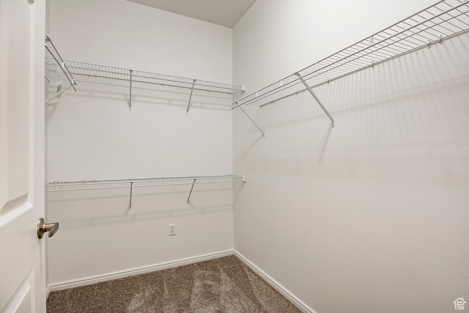 MEADOW PARK VILLAS - Residential