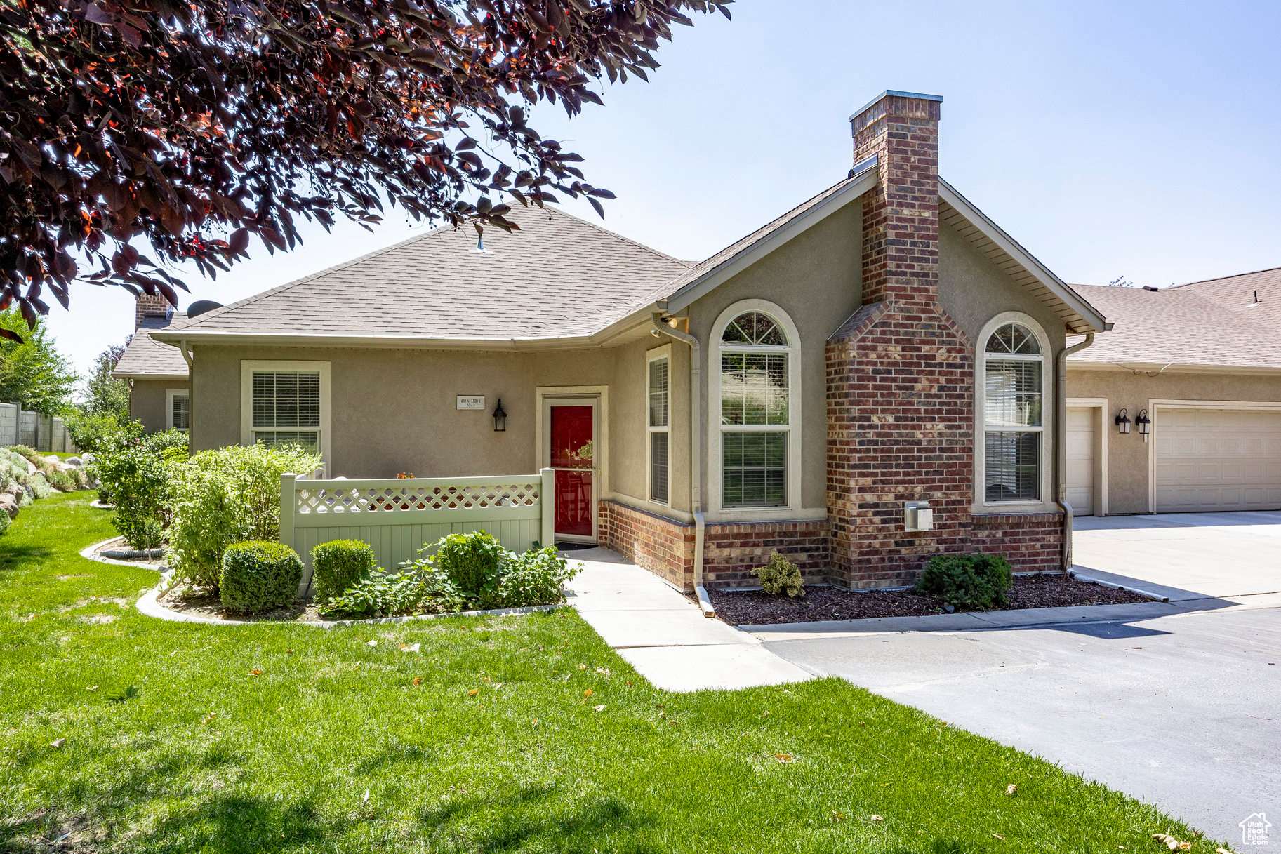 MEADOW PARK VILLAS - Residential