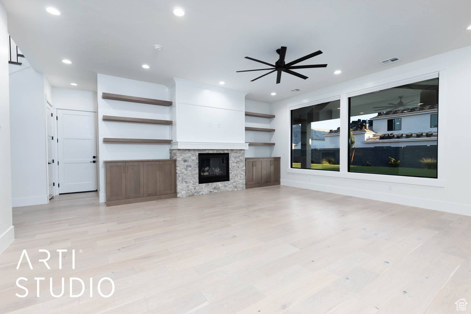 SYCAMORE VILLAGE 1 - Residential