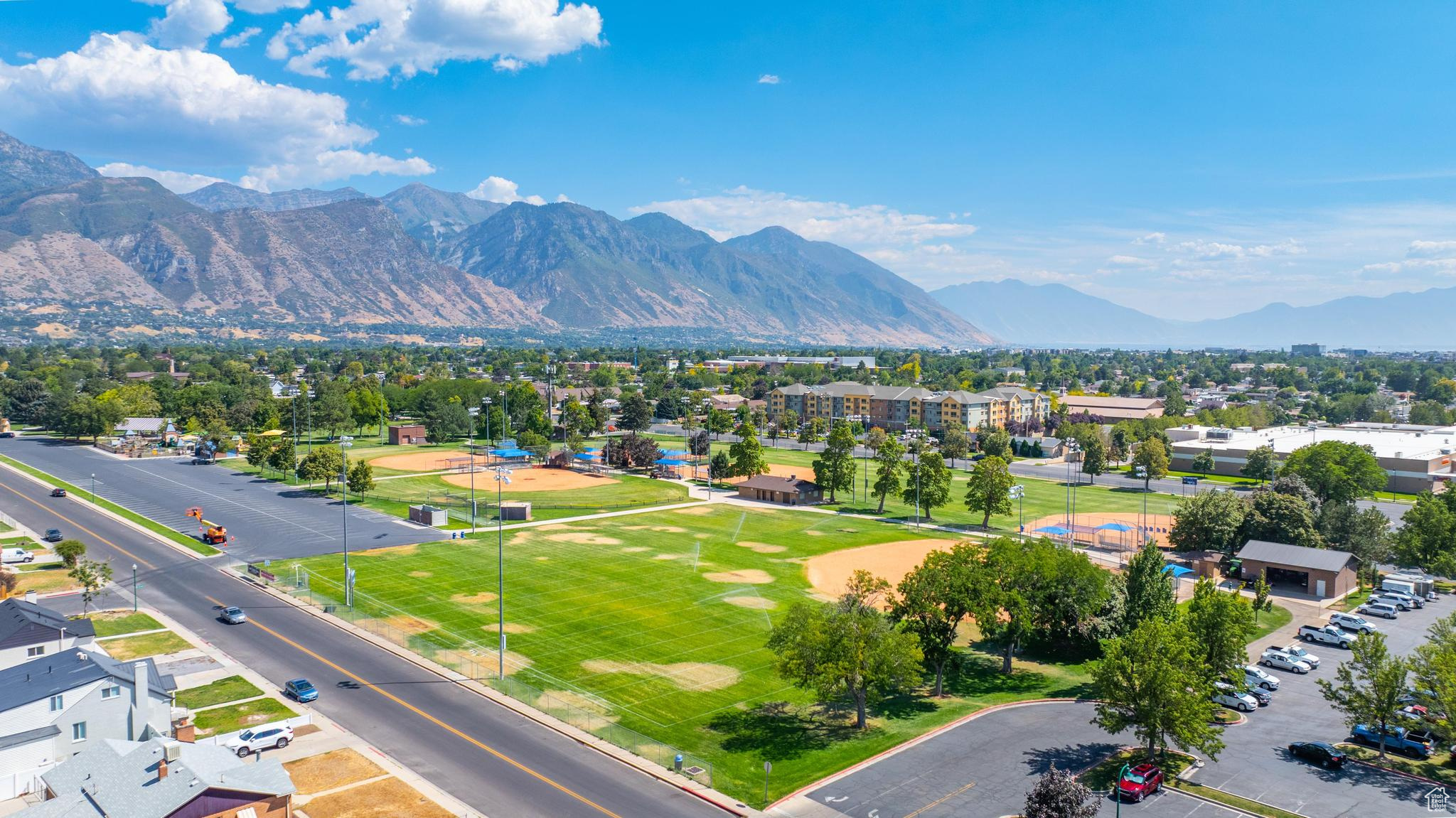 EASTVIEW CONDOS - Residential Income