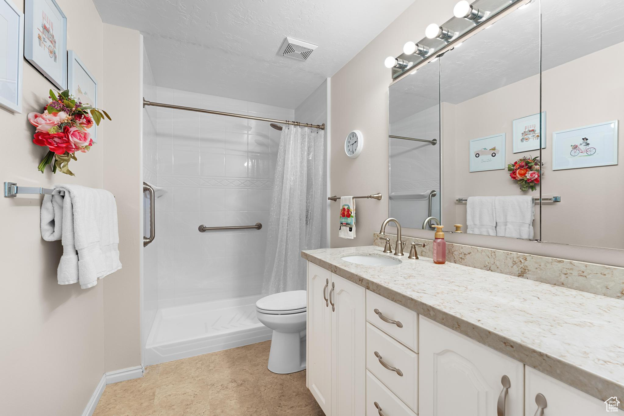 EASTVIEW CONDOS - Residential Income