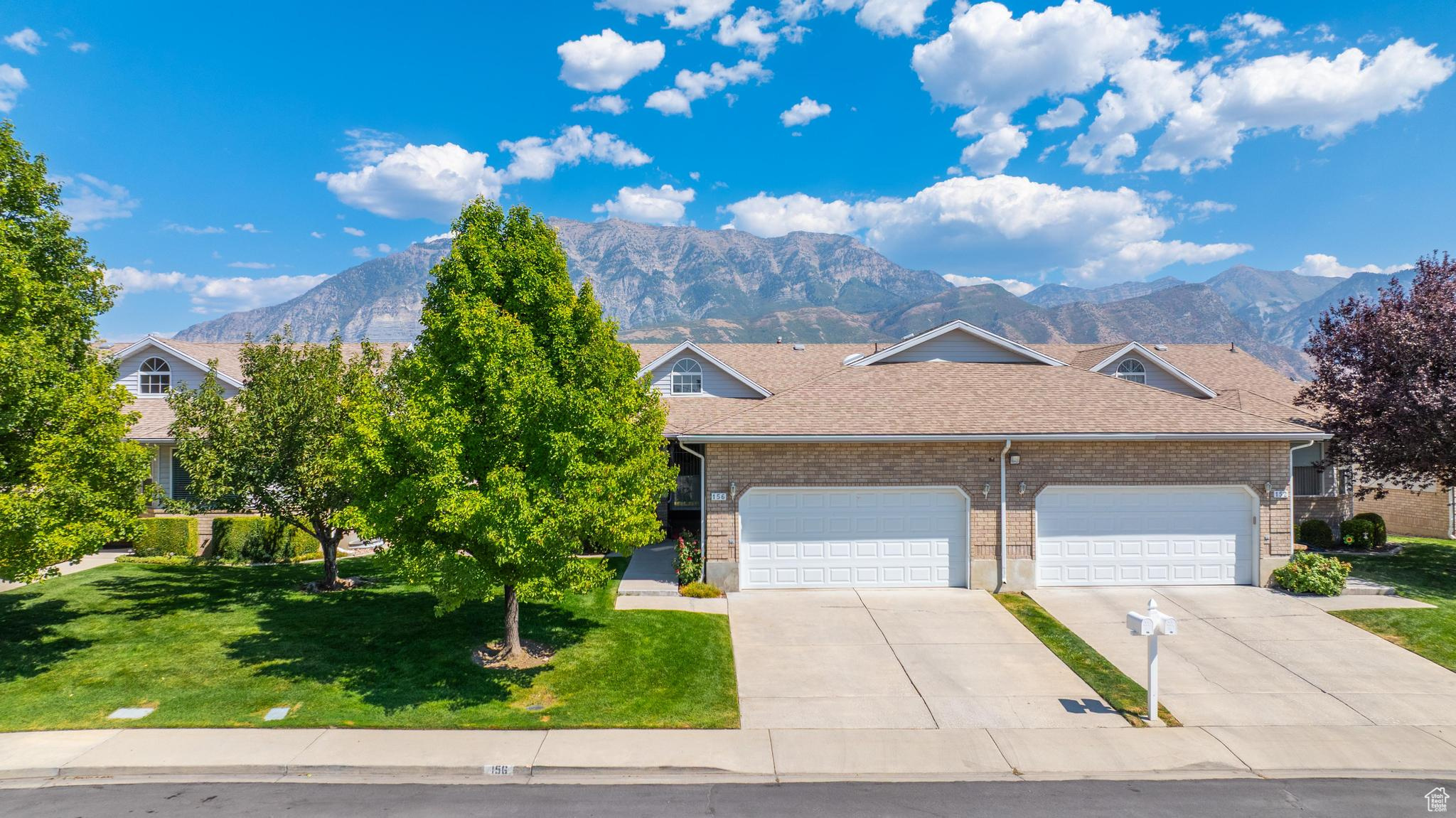 EASTVIEW CONDOS - Residential Income