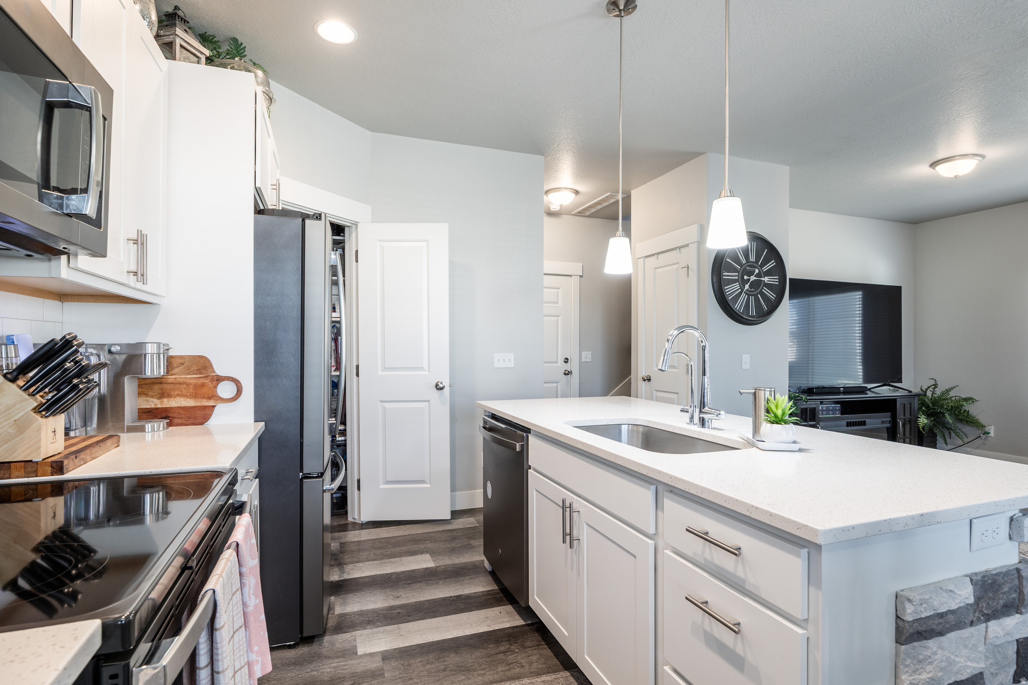 DEPOT CROSSING - Residential
