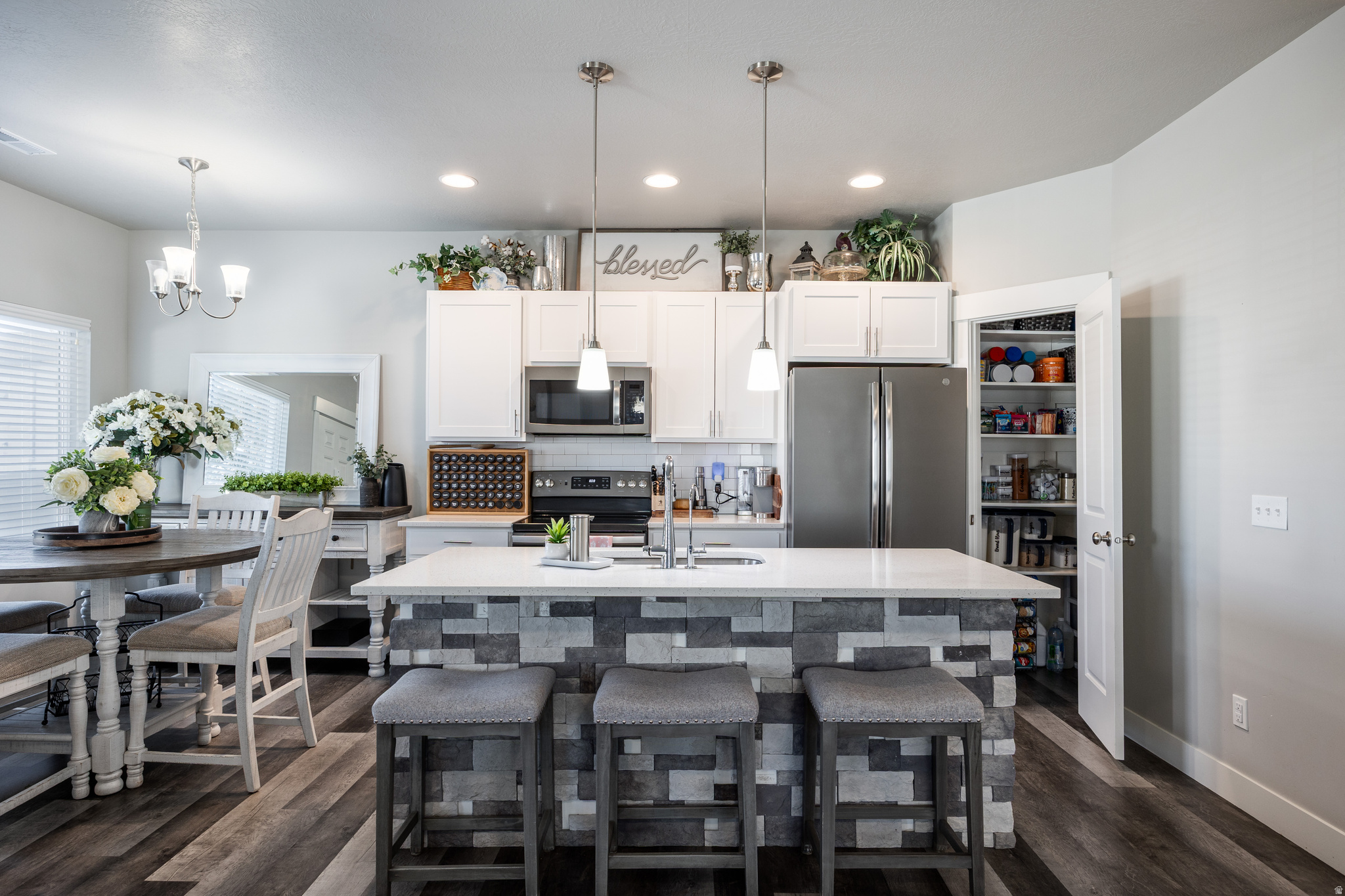 DEPOT CROSSING - Residential