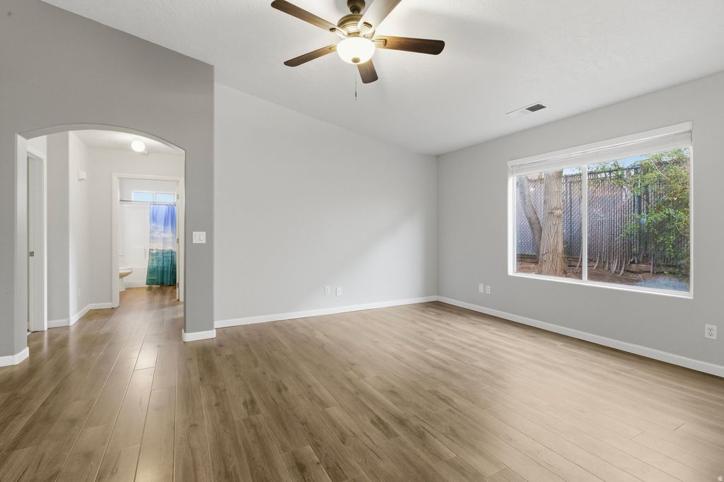 Photo of 1238 W 360 N #10, Saint George, UT 84770 (MLS # 2143022)