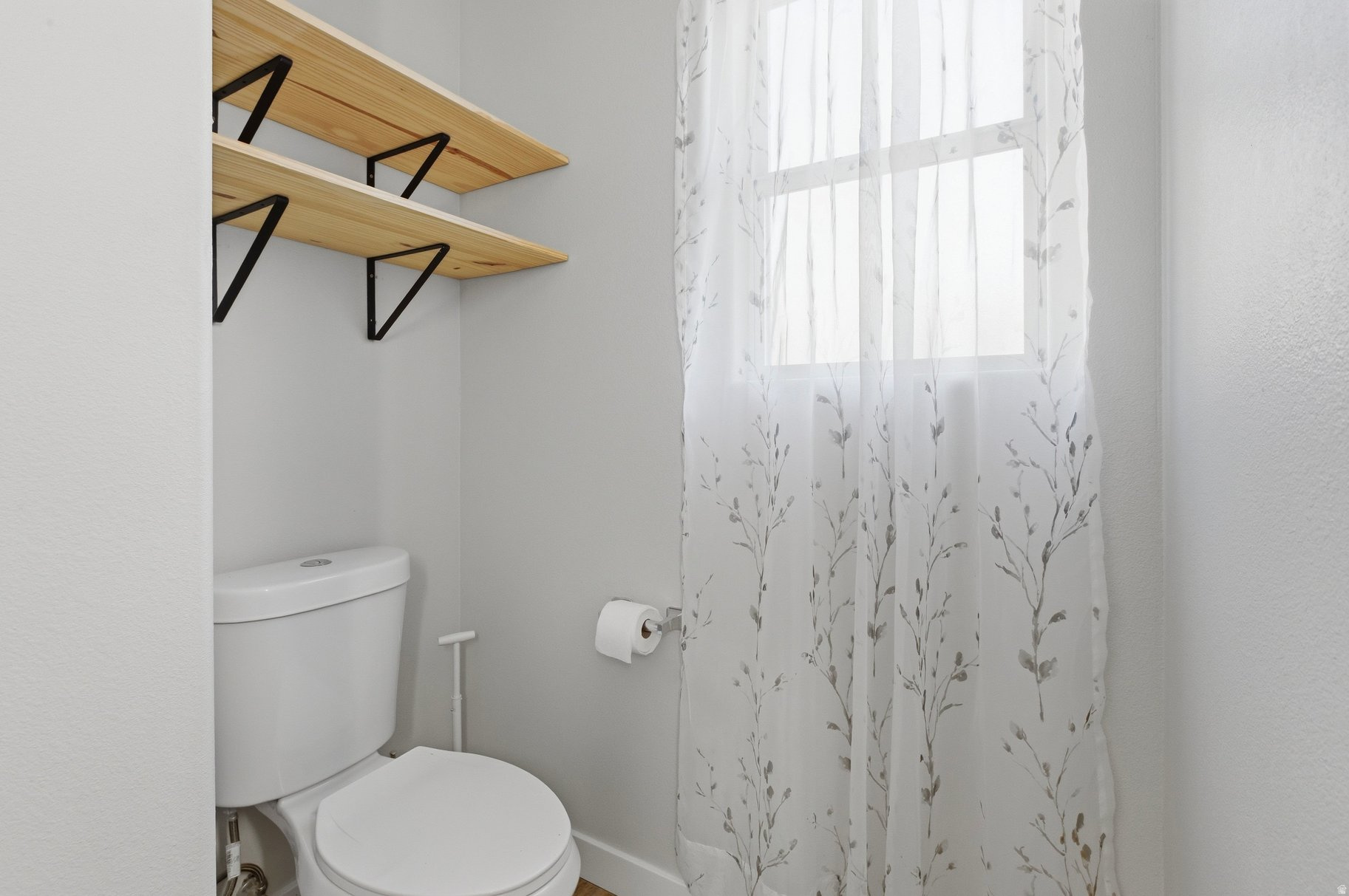 FLEUR DE LIS CONDOS - Residential