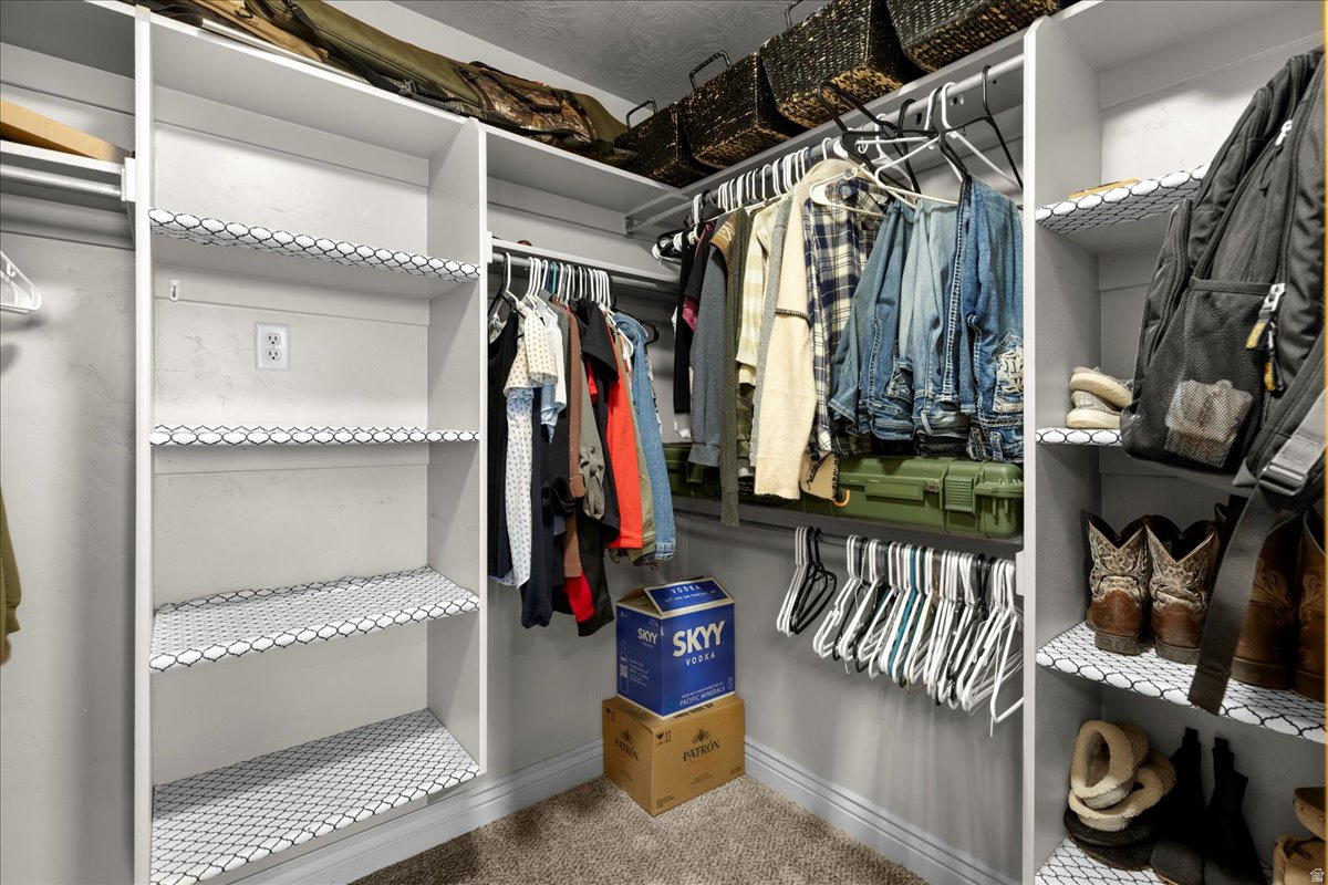 BENCHES AT SOUTH RIM - Residential