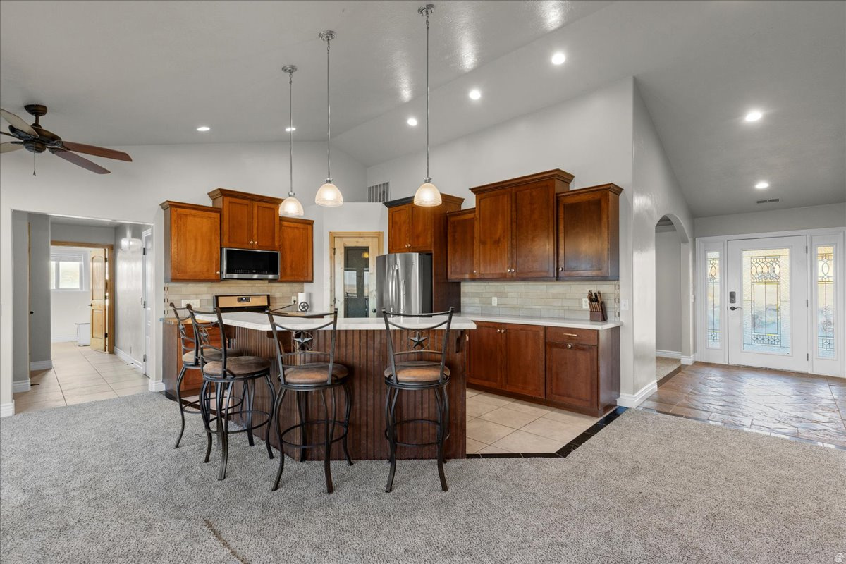 BENCHES AT SOUTH RIM - Residential