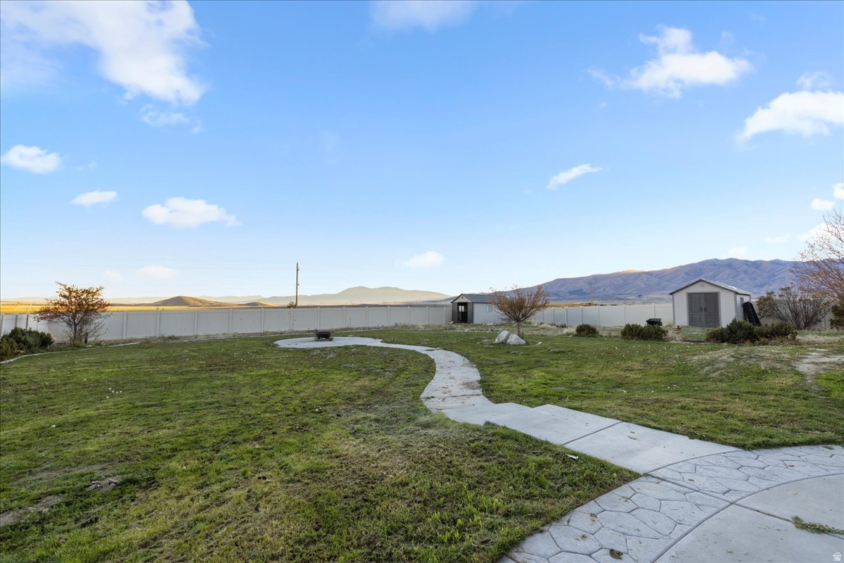 BENCHES AT SOUTH RIM - Residential