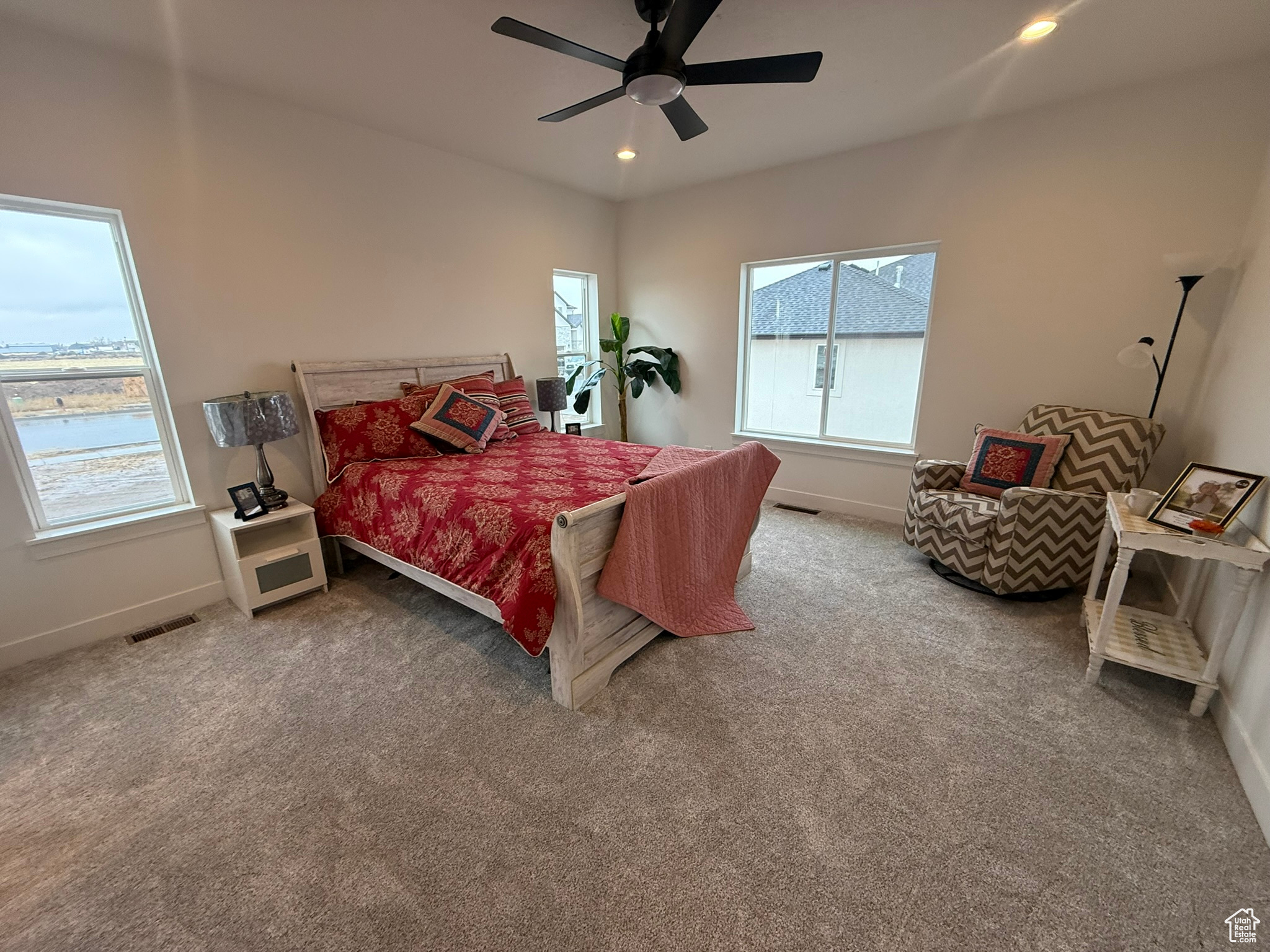 WINSTON PARK - Residential
