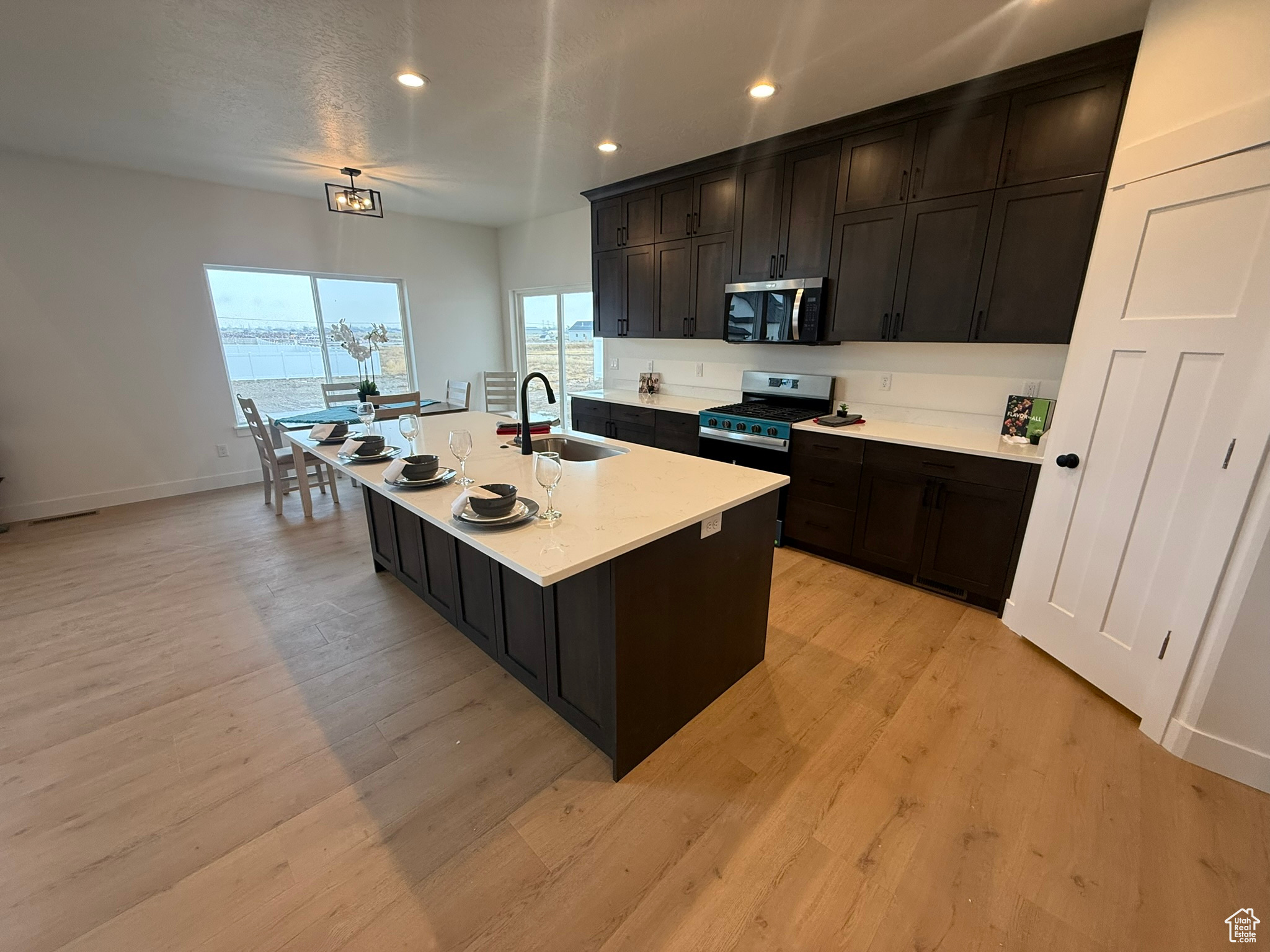 WINSTON PARK - Residential