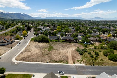 Photo of 1012 E 300 S #3, Pleasant Grove, UT 84062 (MLS # 2129142)