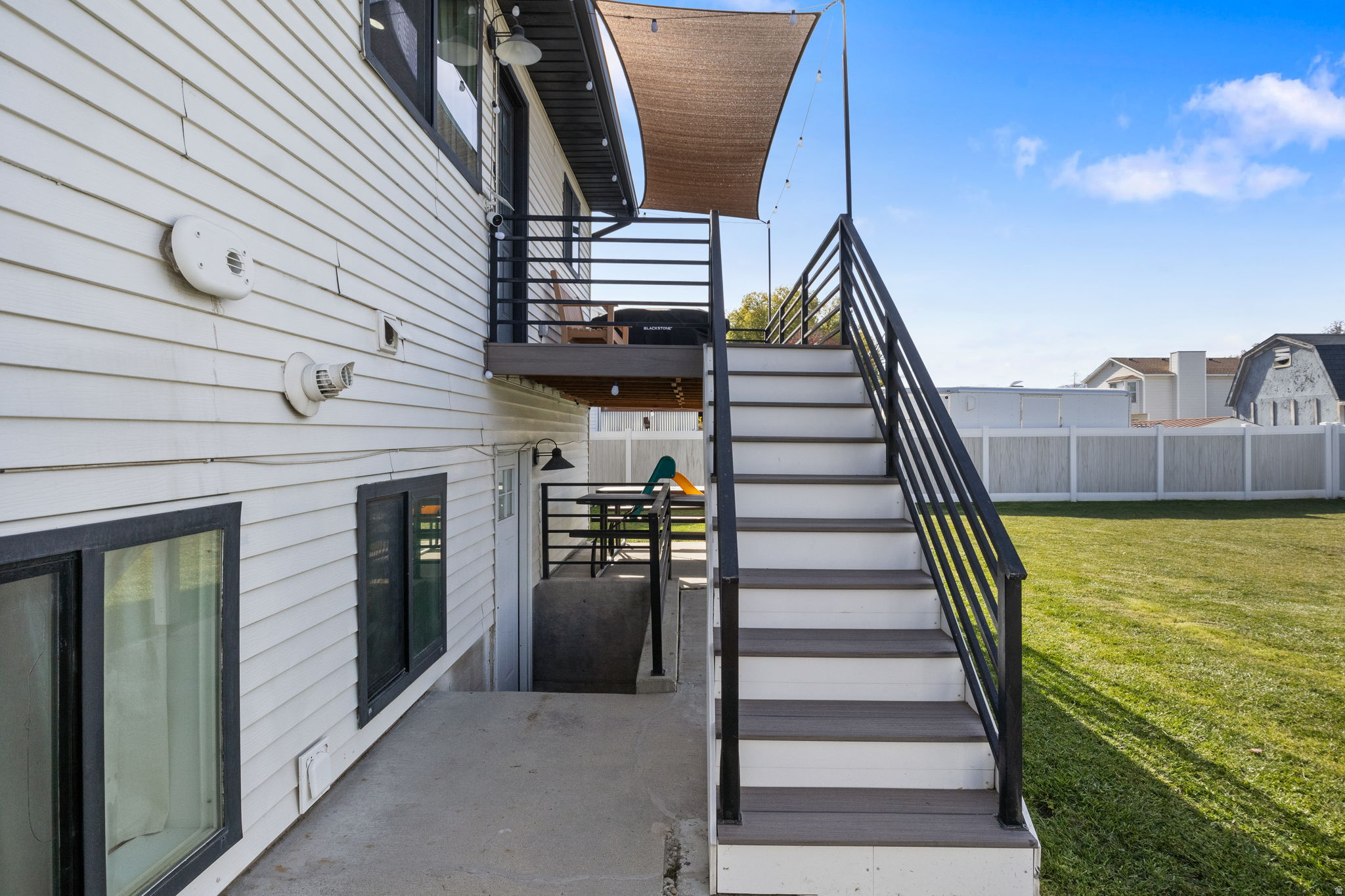 HOMESTEAD ES - Residential