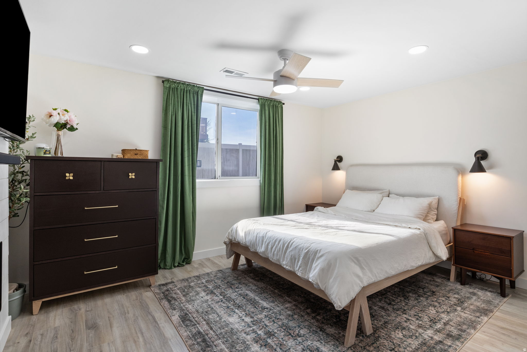 HOMESTEAD ES - Residential