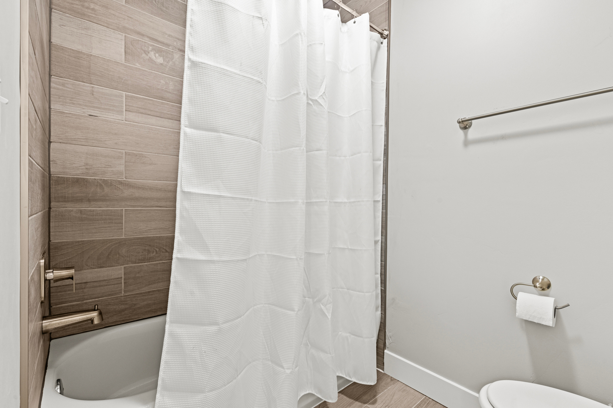 SUNRISE POINT - Residential