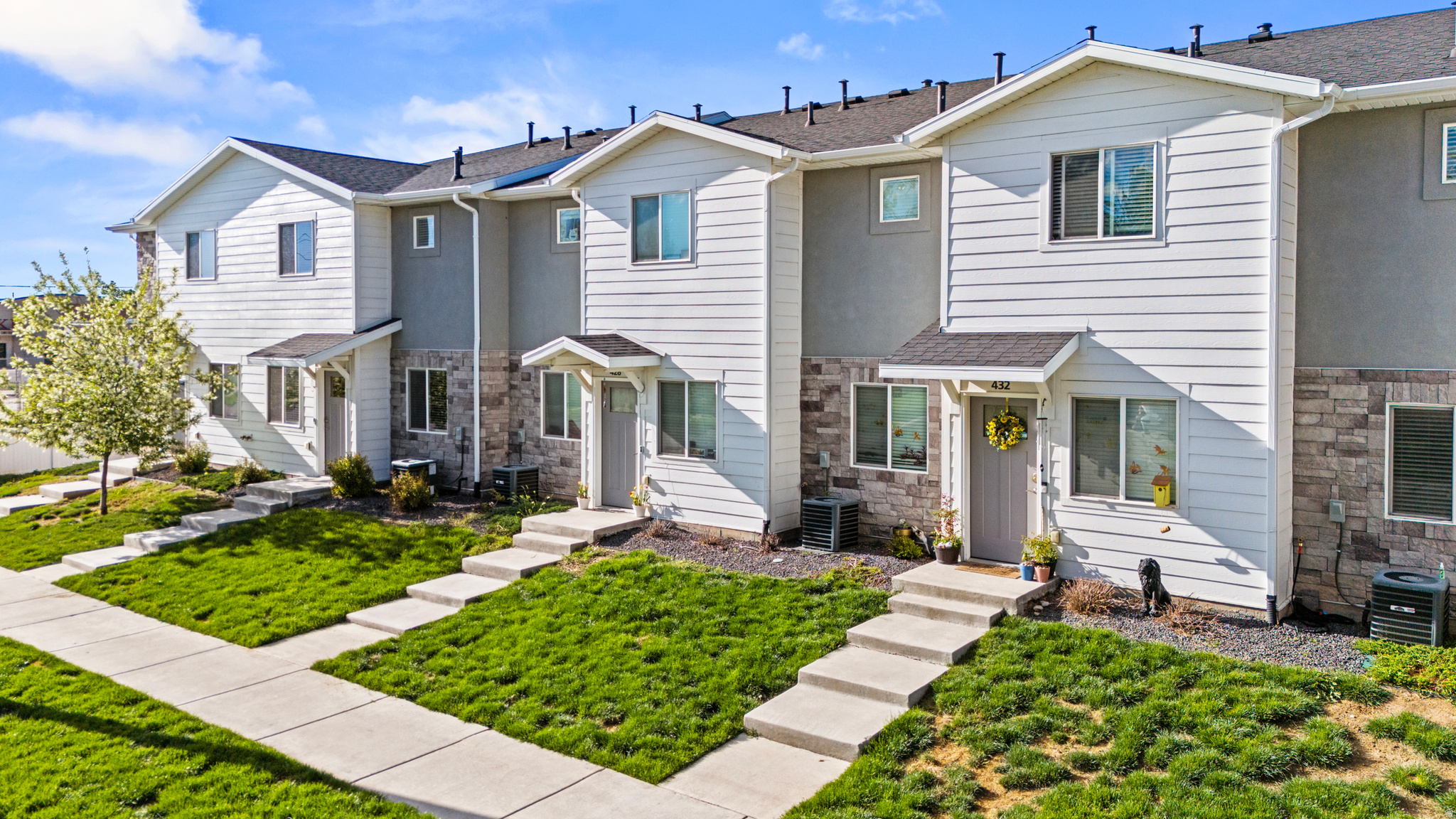 SUNRISE POINT - Residential