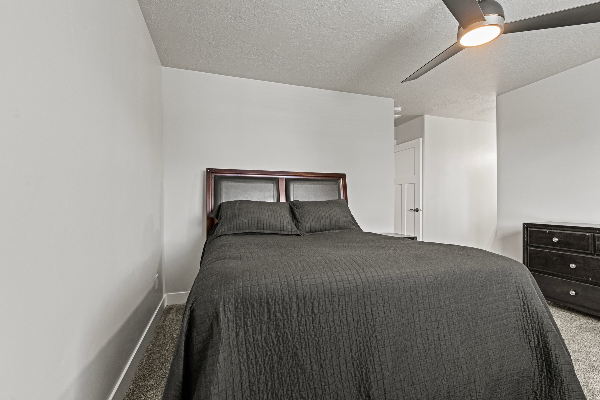 SUNRISE POINT - Residential