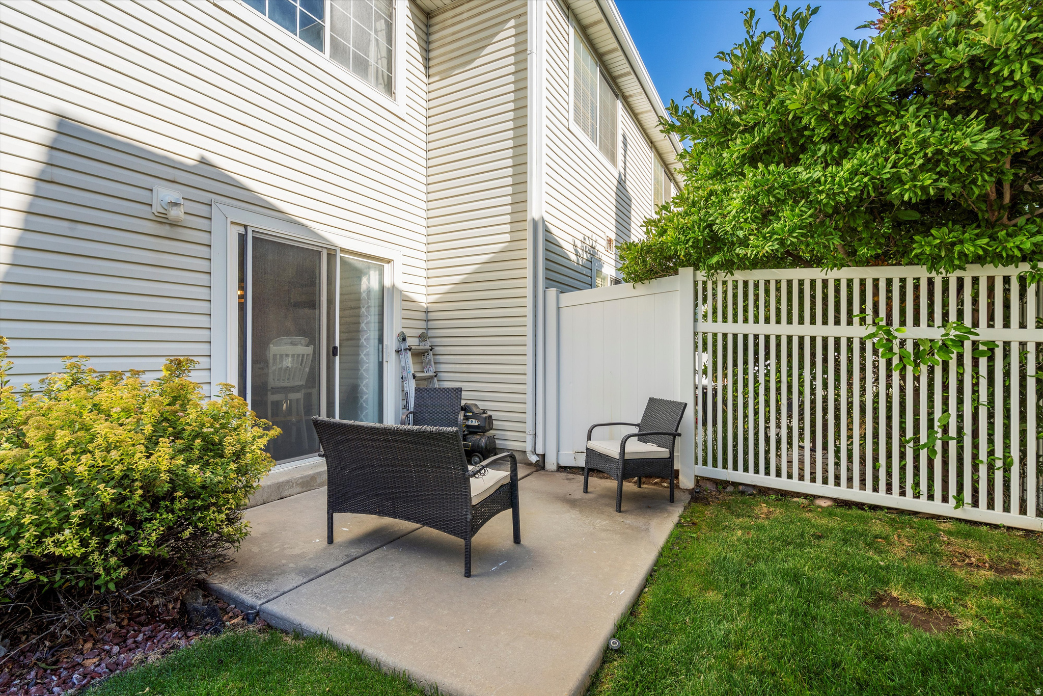 RIVERVIEW - Residential