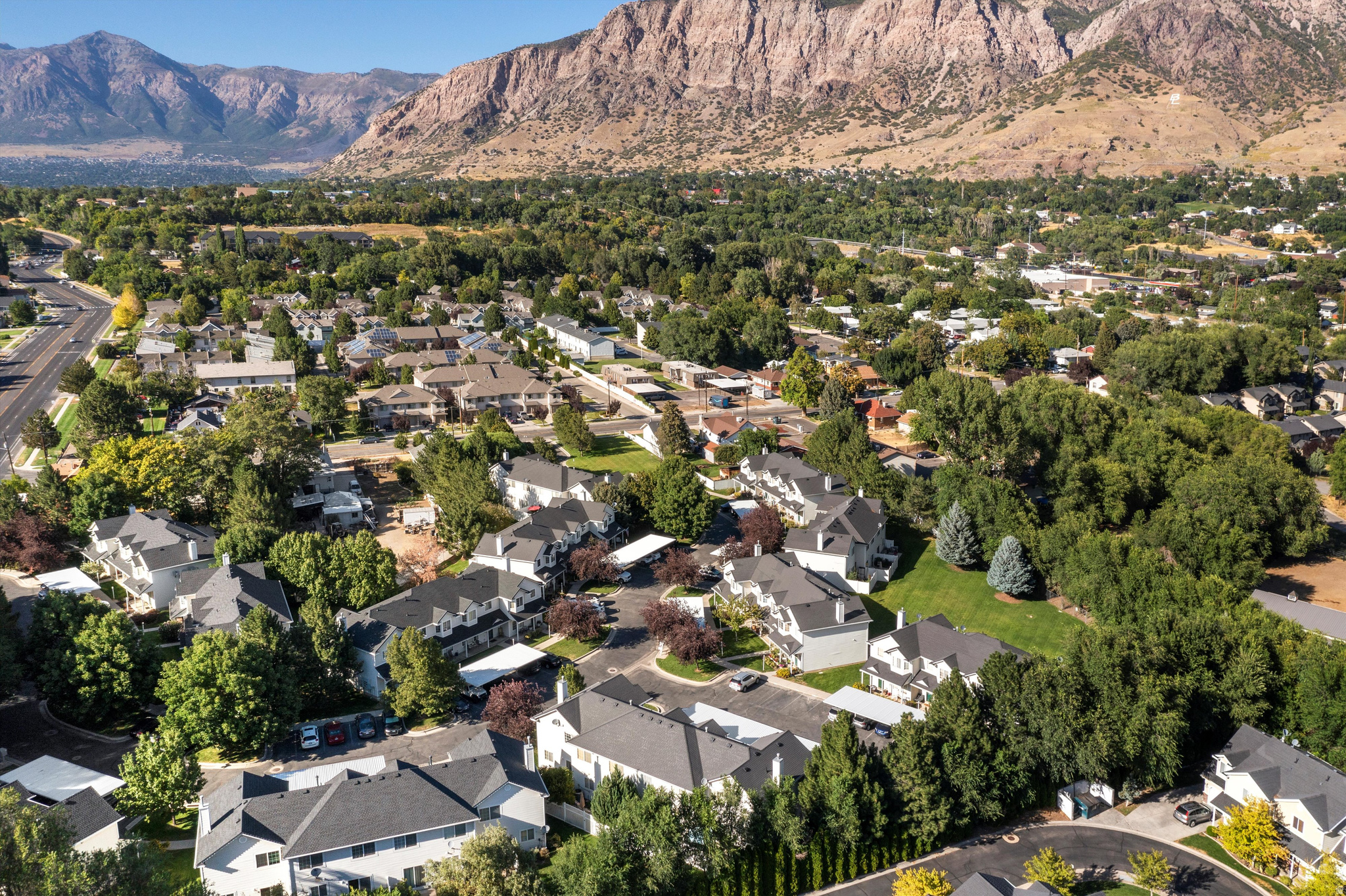 RIVERVIEW - Residential