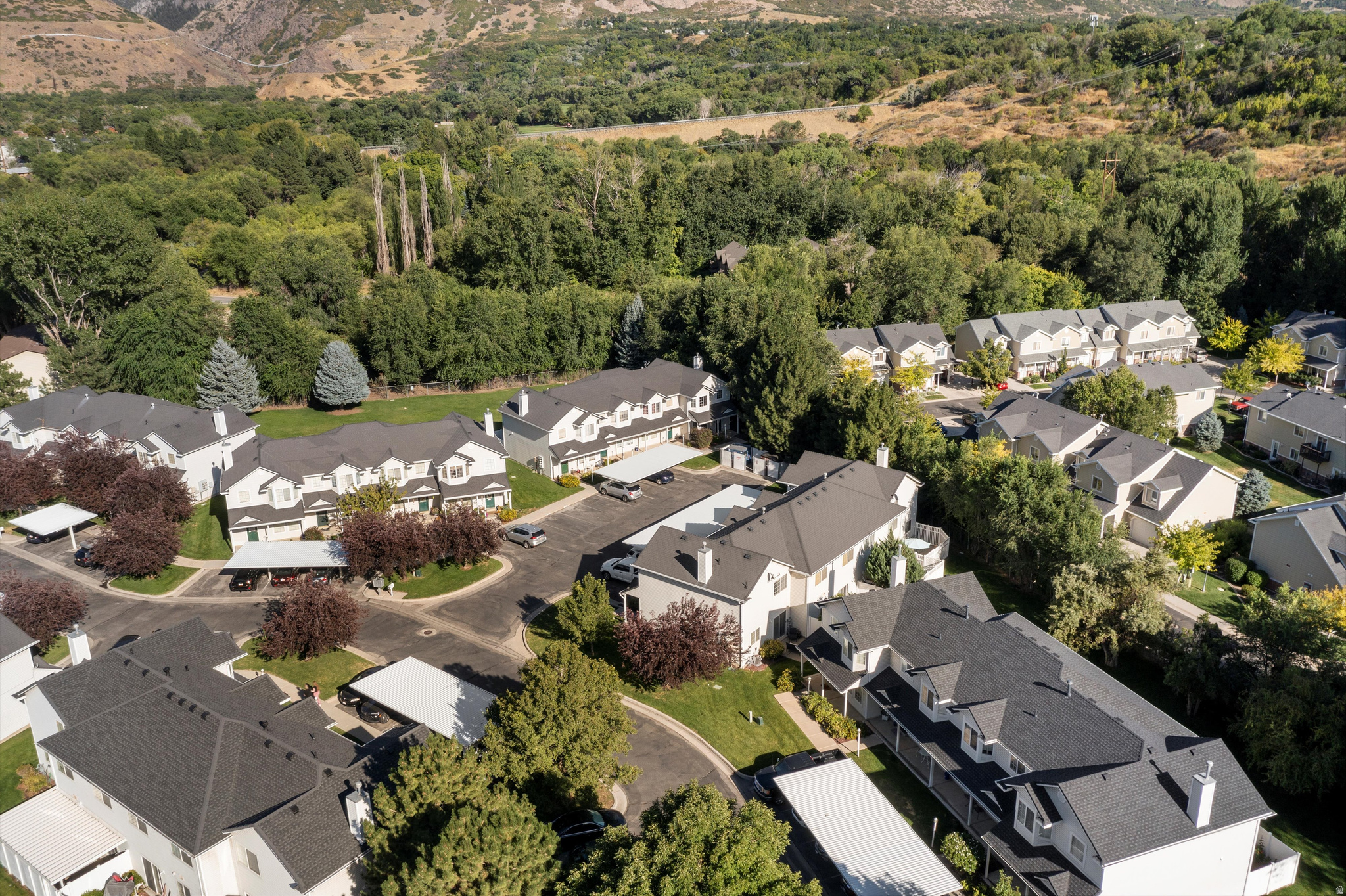 RIVERVIEW - Residential