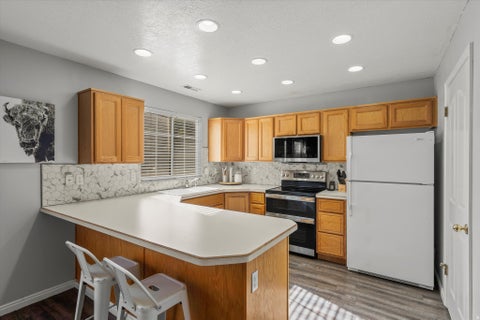Tiny photo for 1027 E SARA LN S, Ogden, UT 84404 (MLS # 2152116)