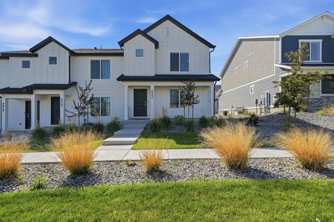 Photo of 4064 S PITCHBLACK LN W, Magna, UT 84044 (MLS # 2155664)