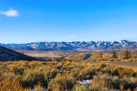 2562 E CANYON GATE RD 1 Park City UT 84098