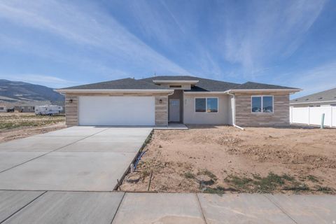 Homes For Sale - 910 E Remington Rd<br/> Enoch, UT 84721