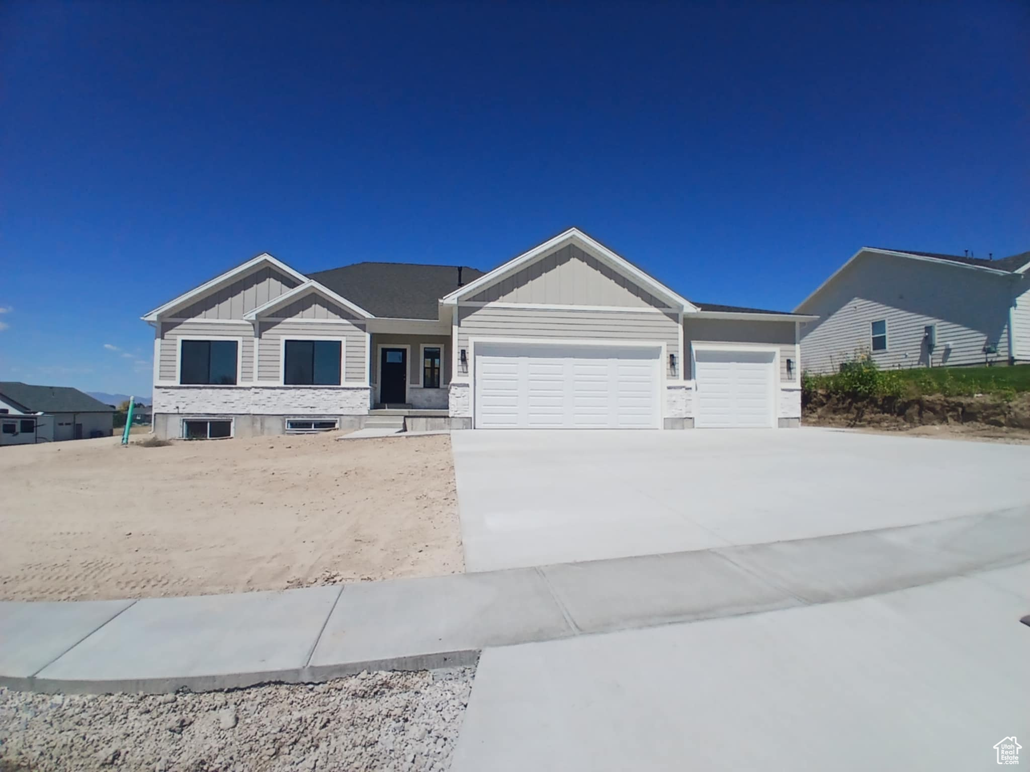 JUNIPER TRAILS - Residential