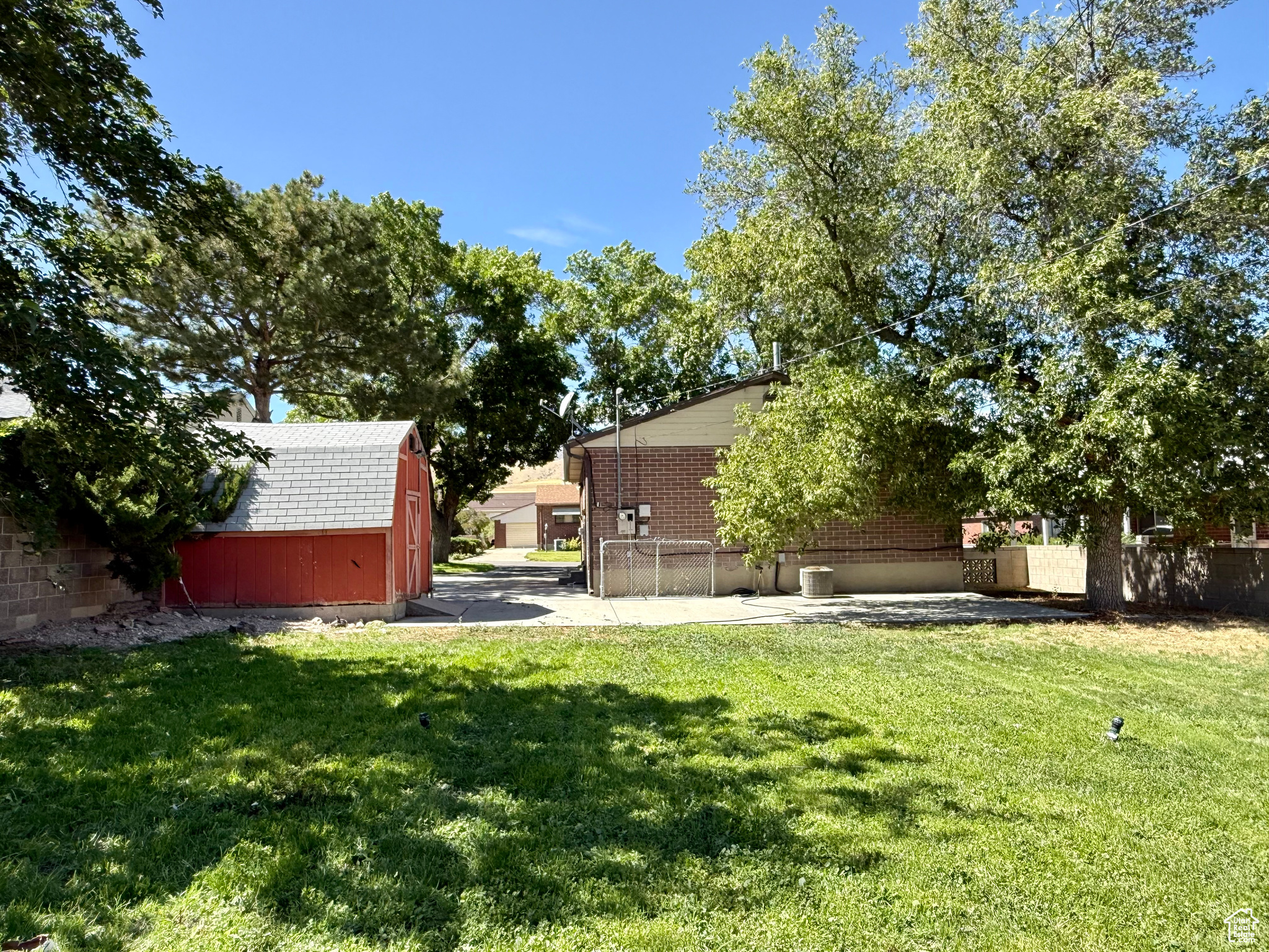 OQUIRRH HILLS - Residential